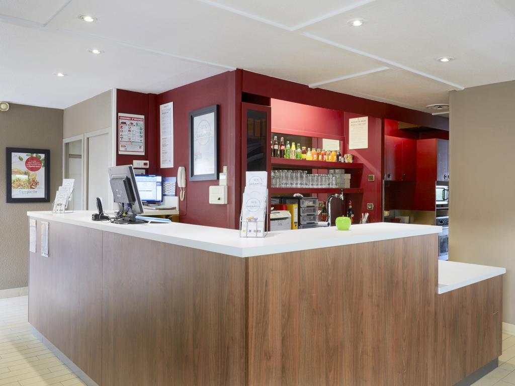 Campanile Chalon Sur Saone Hotel Buitenkant foto